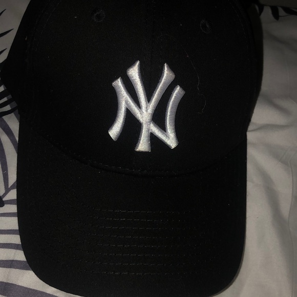 gucci yankee hat black
